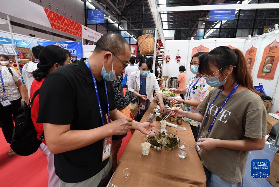 (新華全媒頭條·圖文互動(dòng))(13)十八歲的見(jiàn)證——從東博會(huì)看中國(guó)—東盟合作之變